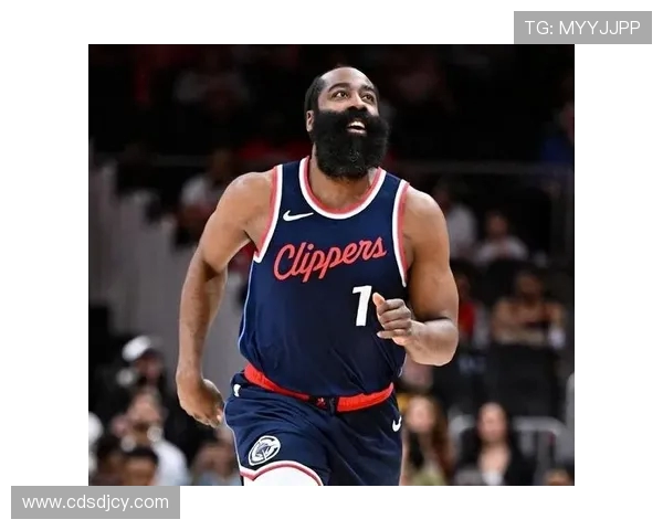 原创场均35分钟使用率30%！36岁哈登被快船用成铁人三项，球迷：这是在透支未来